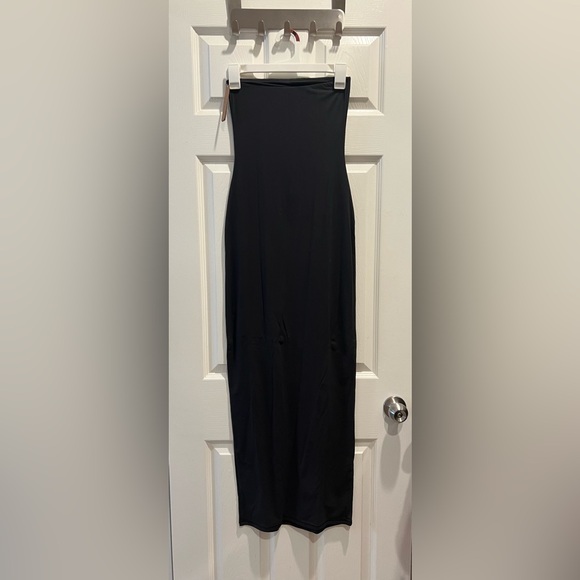 SKIMS FITS EVERYBODY TUBE DRESS ONYX SMALL - Picture 6 of 6